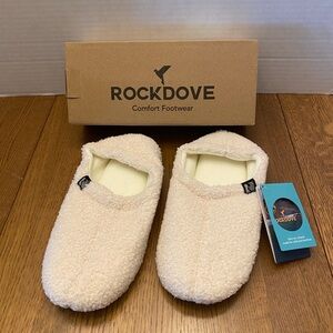 RockDove Women’s Teddy Slippers - Off-White - Small 5-6